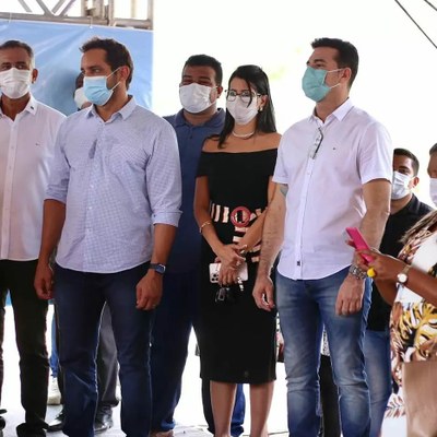 Foto do corpo do texto. Presidente Elma Garcia coordenou a frente parlamentar da CMS, que prestigiou o evento.