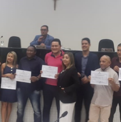 Sessão na CMS entrega títulos honoríficos a membros de Santana